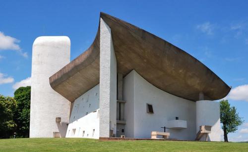 Ronchapm chapel Le Corbusier